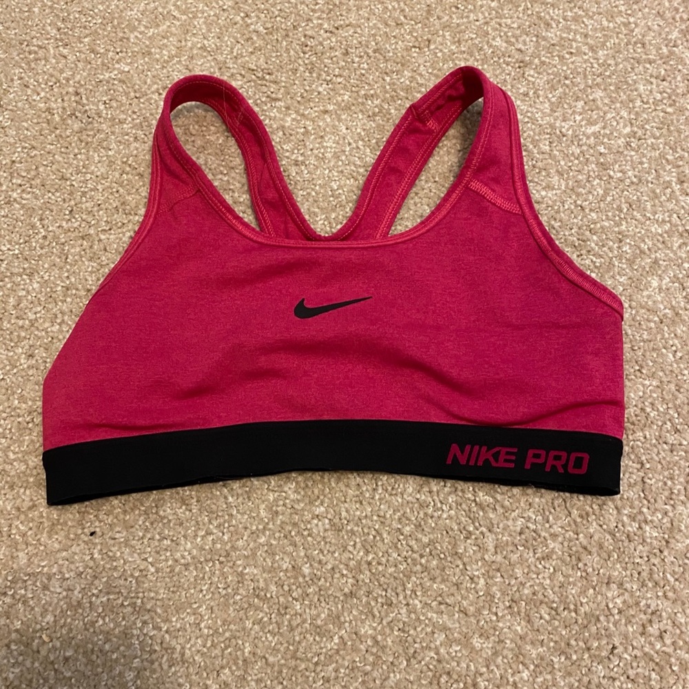 nike sports bra